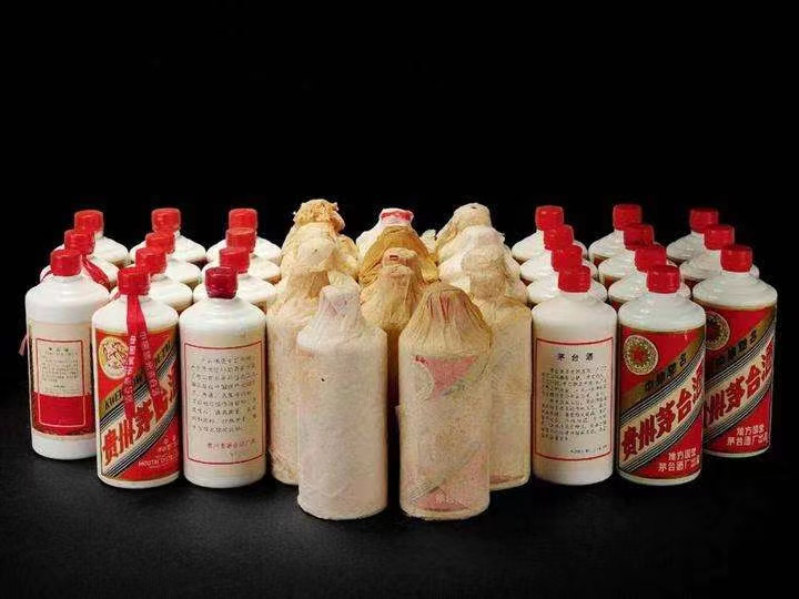 昌乐日照岚山回收酒价格哪里回收(附近上门回收茅台酒）?